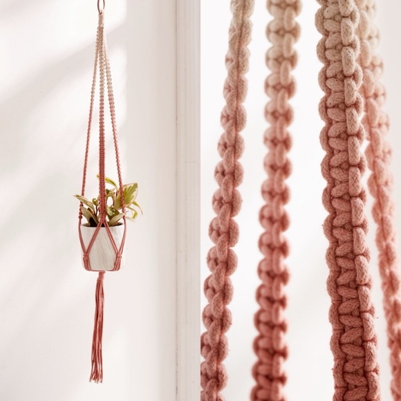 Urban Outfitters / Serena Ombre Macrame Hanging Planter in Blush - Picture 2 of 5